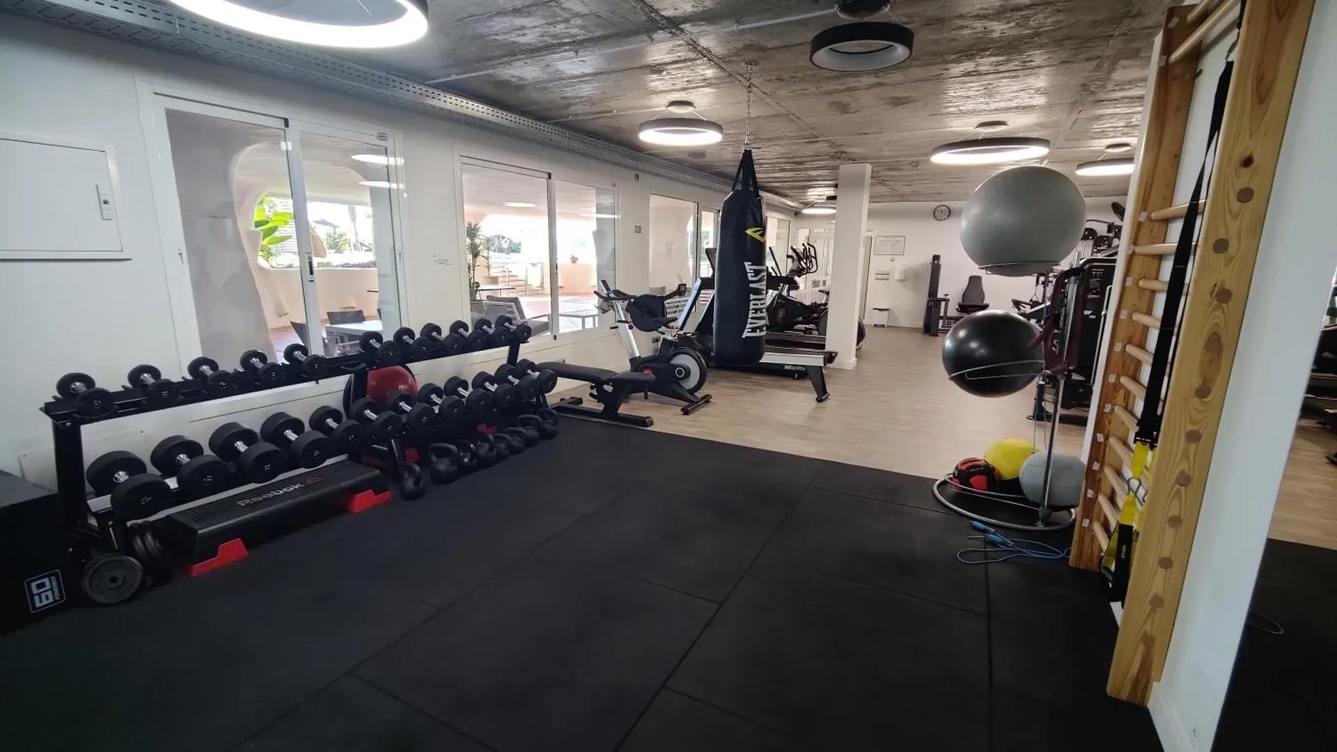 Ventura Del Mar Duplex Penthouse Apartment Marbella Spain